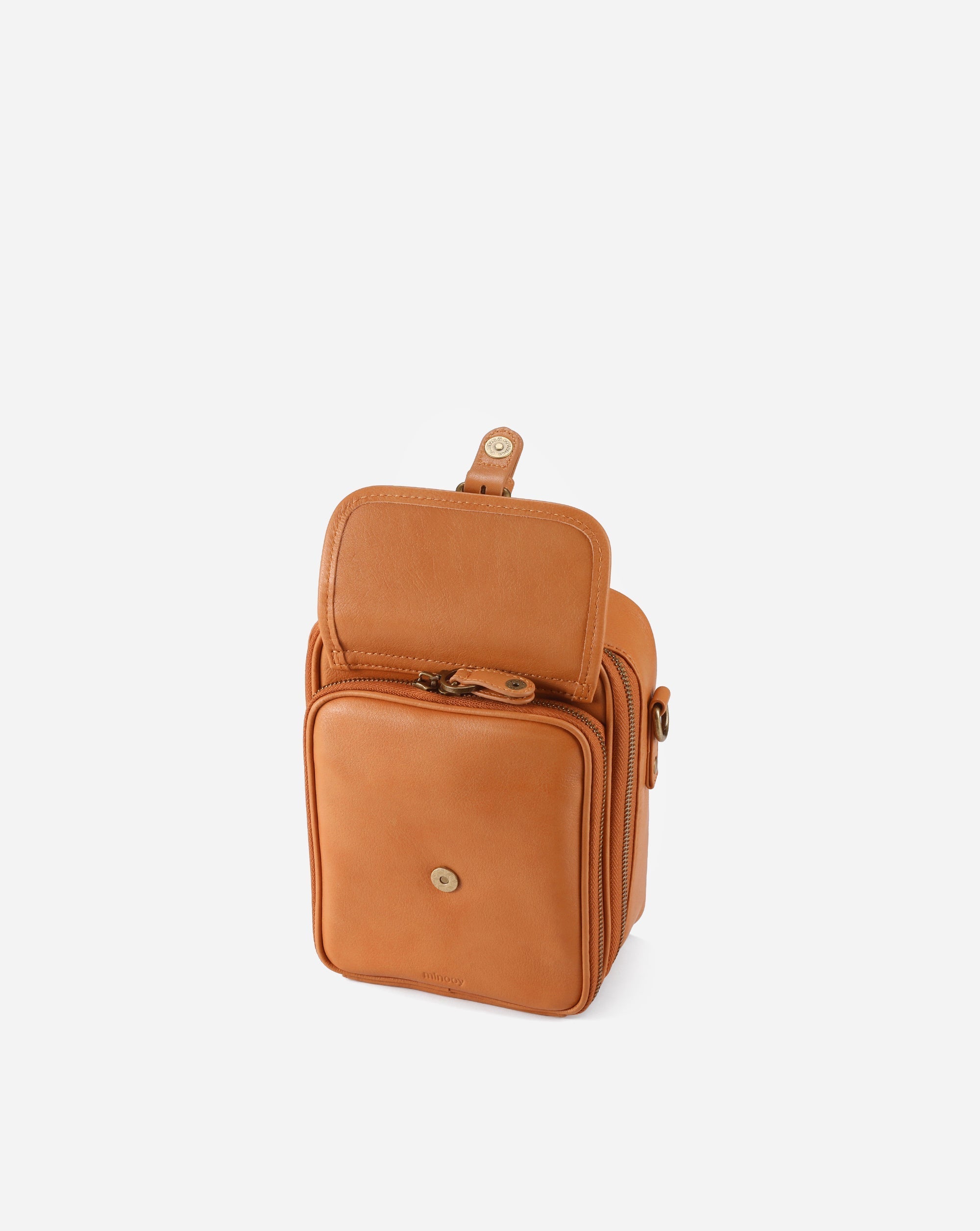 Naya Small Crossbody Bag 2.0L – Smart Design Meets Everyday Function