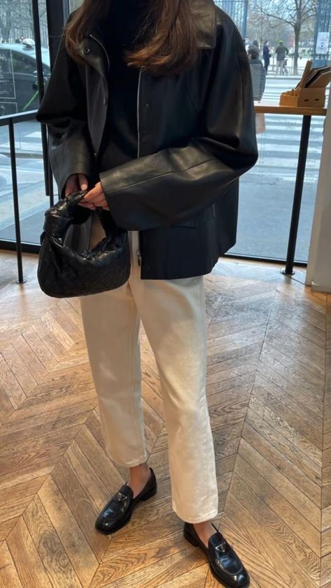 Aurelia Woven Mini Bag – Compact Elegance with Lasting Sophistication