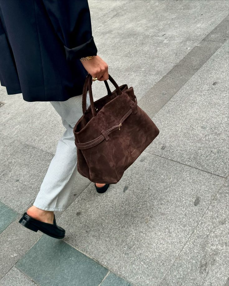 Comelia™ Suede Bag – Autumn Elegance with Everyday Practicality