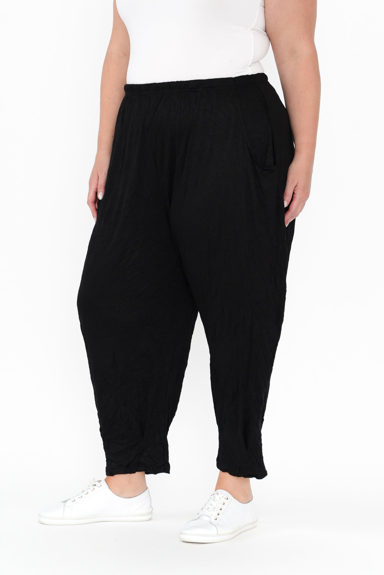 Rylee Black Crinkle Cotton Pants