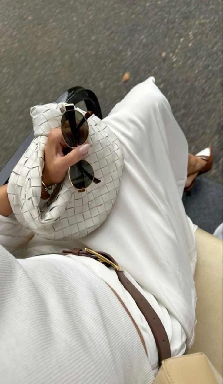 Aurelia Woven Mini Bag – Compact Elegance with Lasting Sophistication