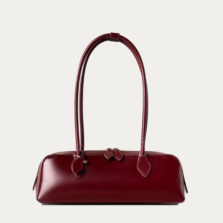 Léonie™ Baguette – Parisian Elegance in a Sleek Silhouette
