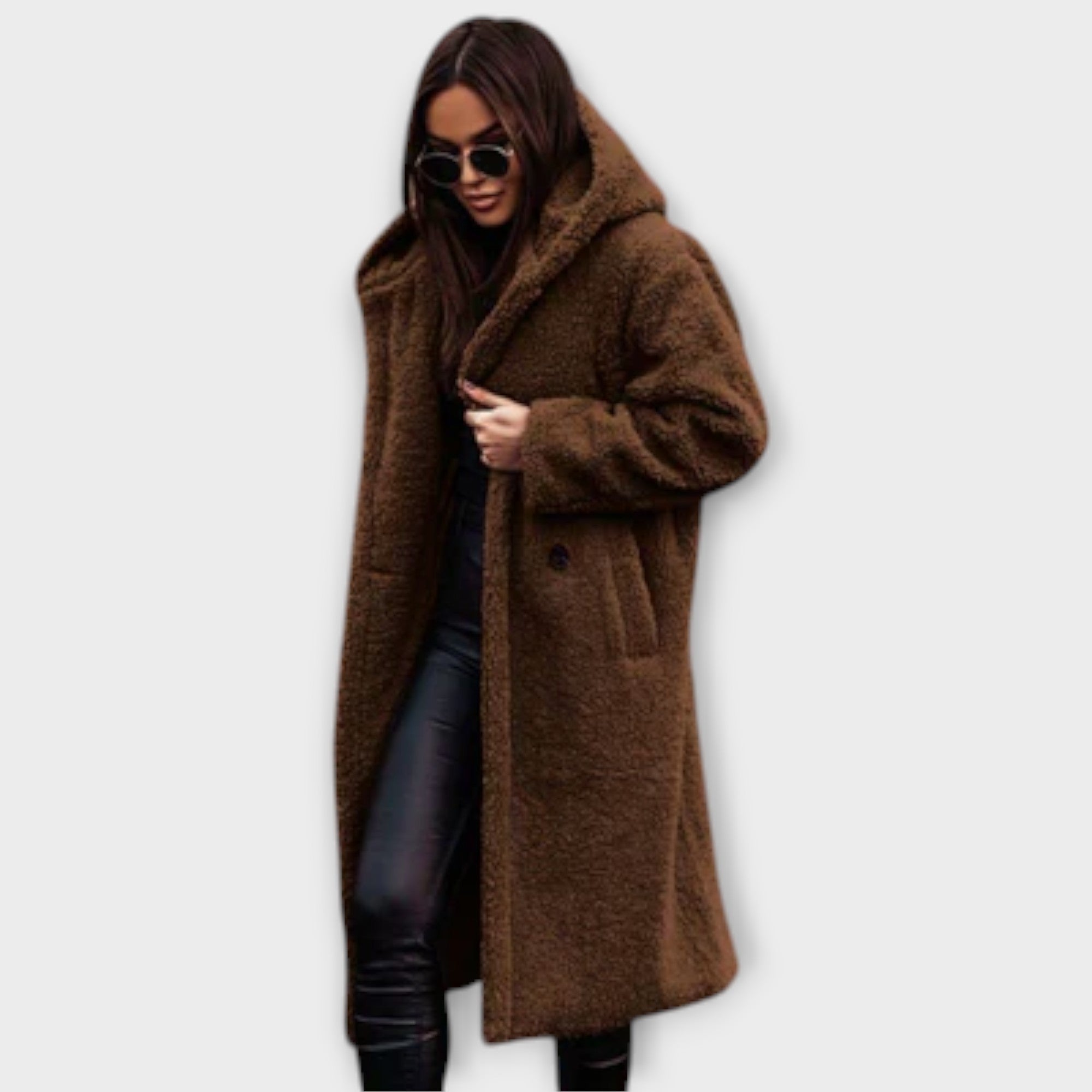 Jennifer – Warm and cozy coat
