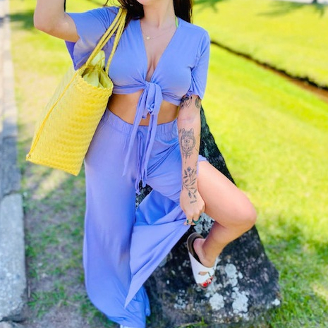 Calça Pantalona com aberturas na Lateral