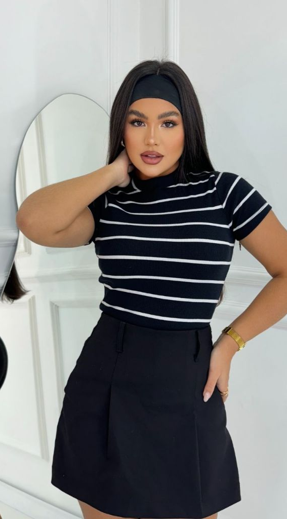 Blusa Listrada Canelada | Camiseta Versátil