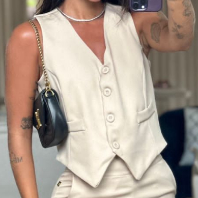 Conjunto Alfaiataria Social | Calça Pantalona Cintura alta, Colete Botões