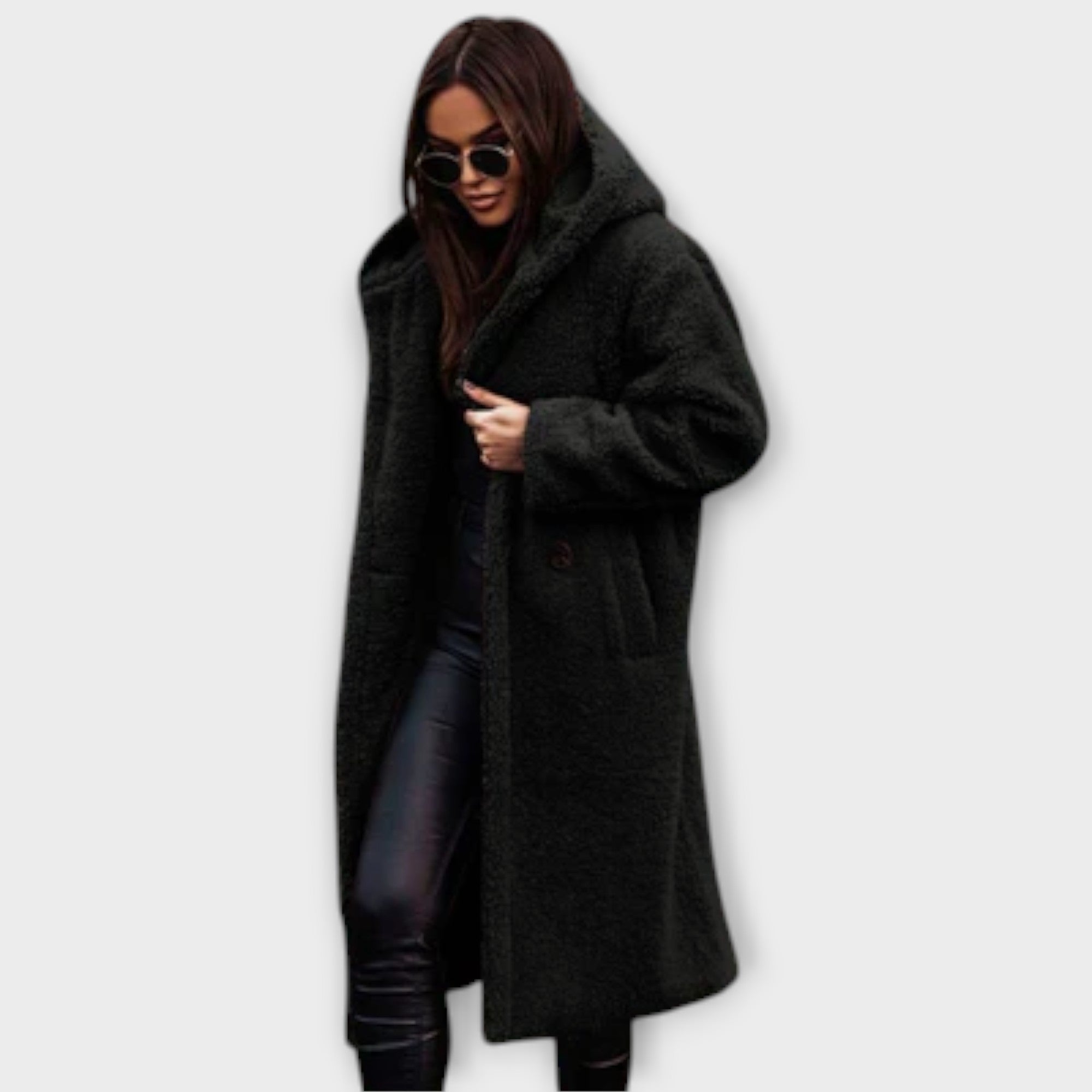 Jennifer – Warm and cozy coat
