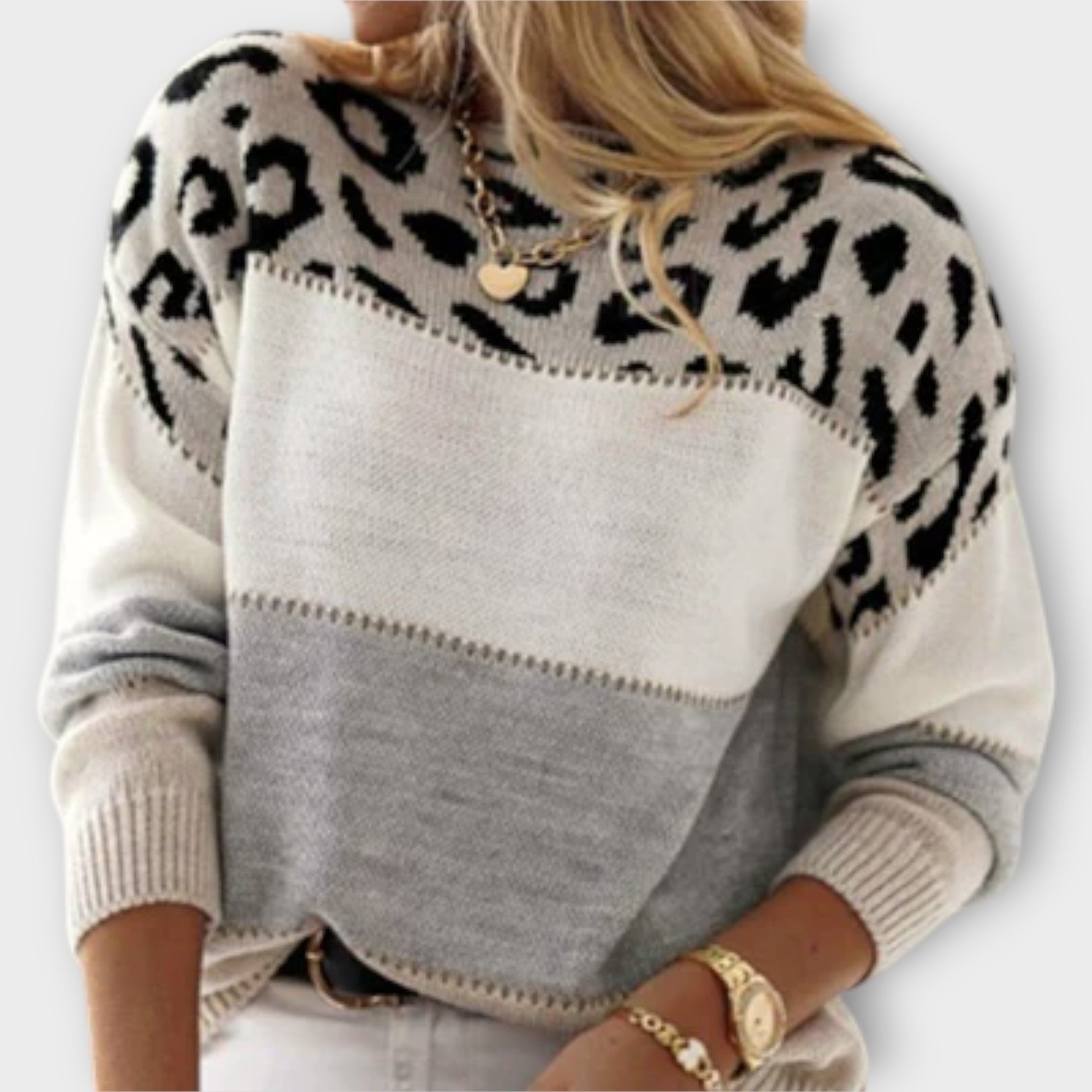 Cheyenne – Loose sweater with leopard print