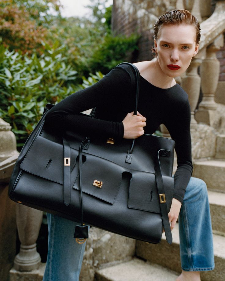 Valencia™ Air Bag – Designer-Inspired Luxury with Everyday Practicality