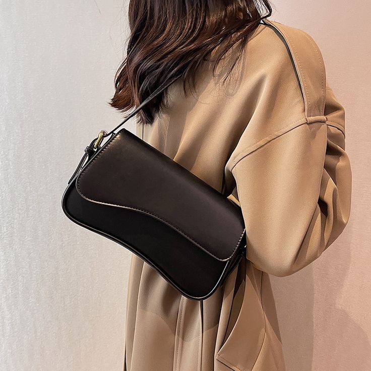 Ava™ Shoulder Bag – Sleek Design with Versatile Elegance