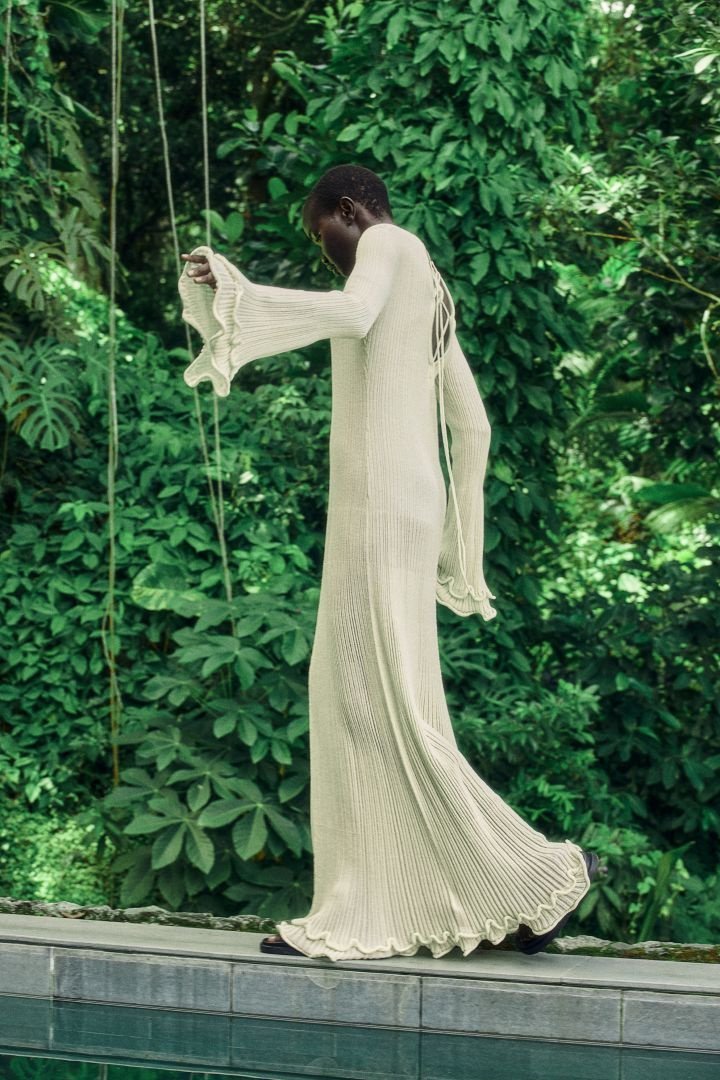 Clara Ruffle Long Sleeve Knit Maxi Dress – Cozy Elegance for Any Occasion