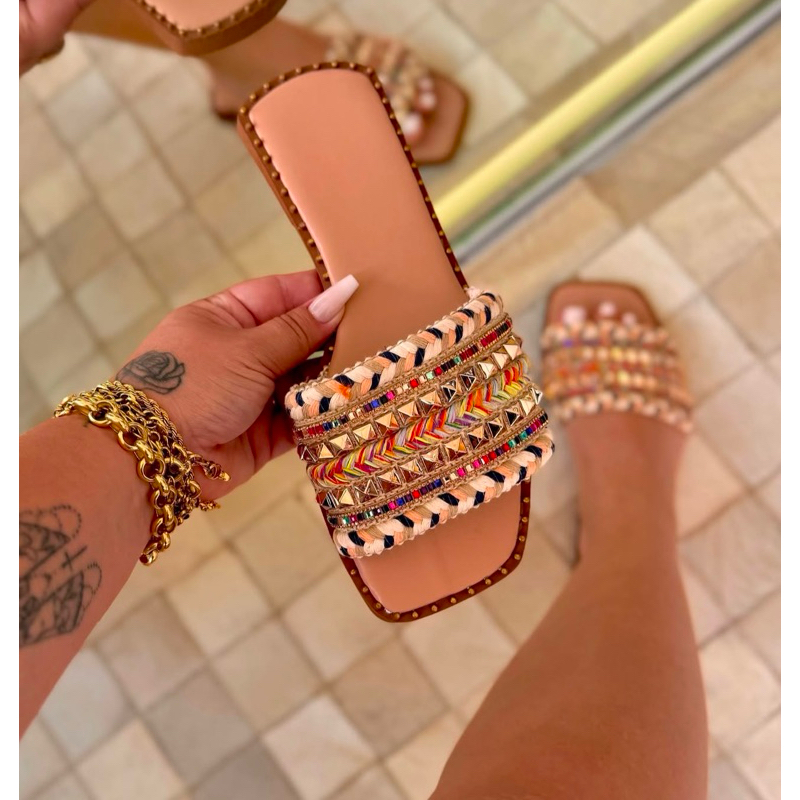 Sandália Rasteira Feminina | Boho Chic.