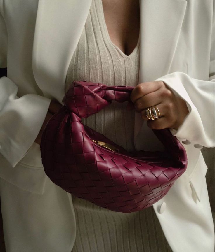 Aurelia Woven Mini Bag – Compact Elegance with Lasting Sophistication