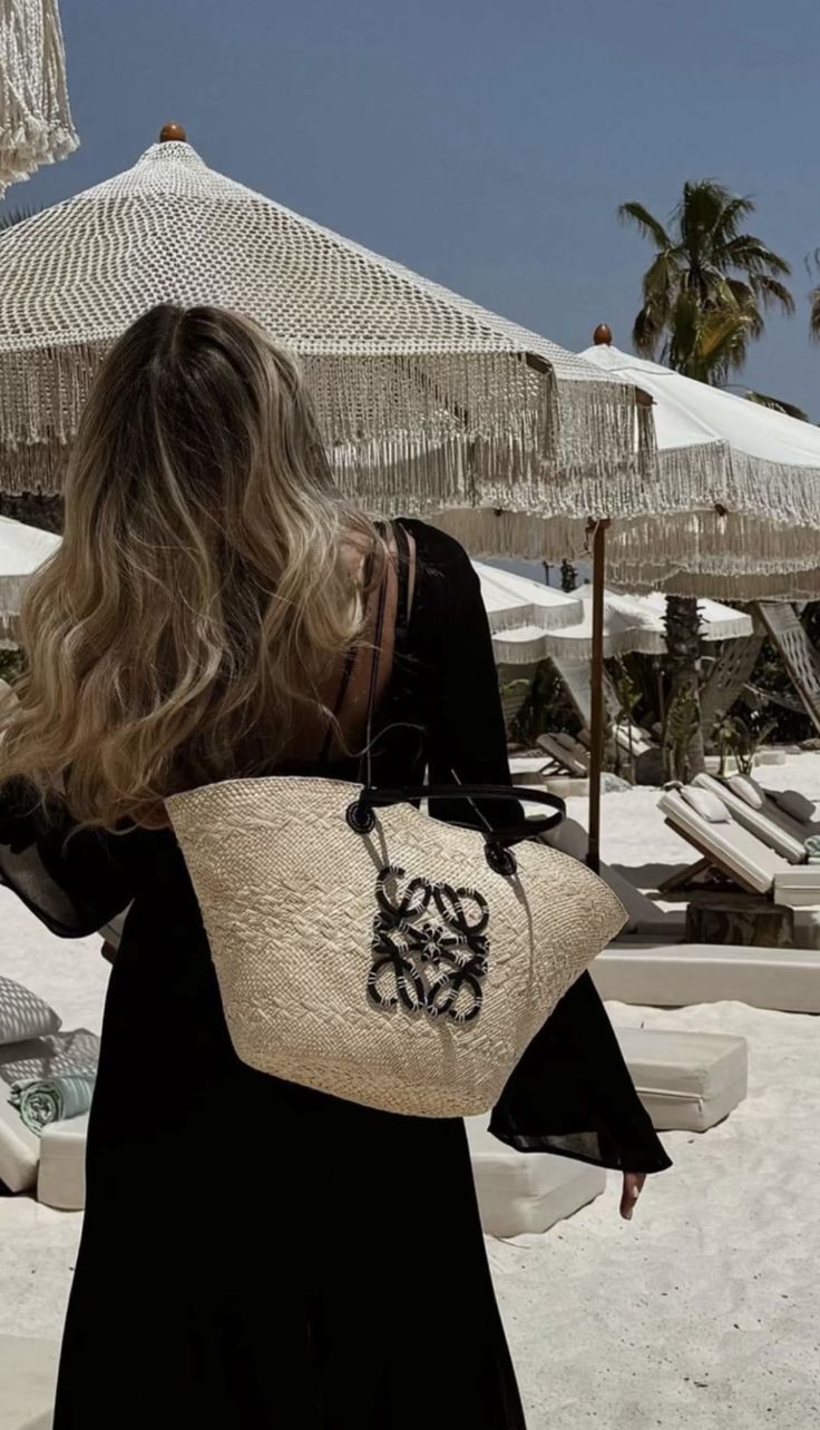 Savanna™ Bag – Artisanal Elegance with Summer Charm