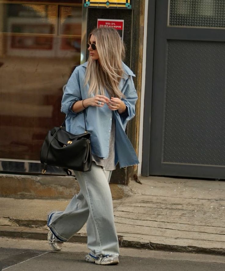 Roveo™ Bag – Timeless Elegance with Day-to-Night Versatility